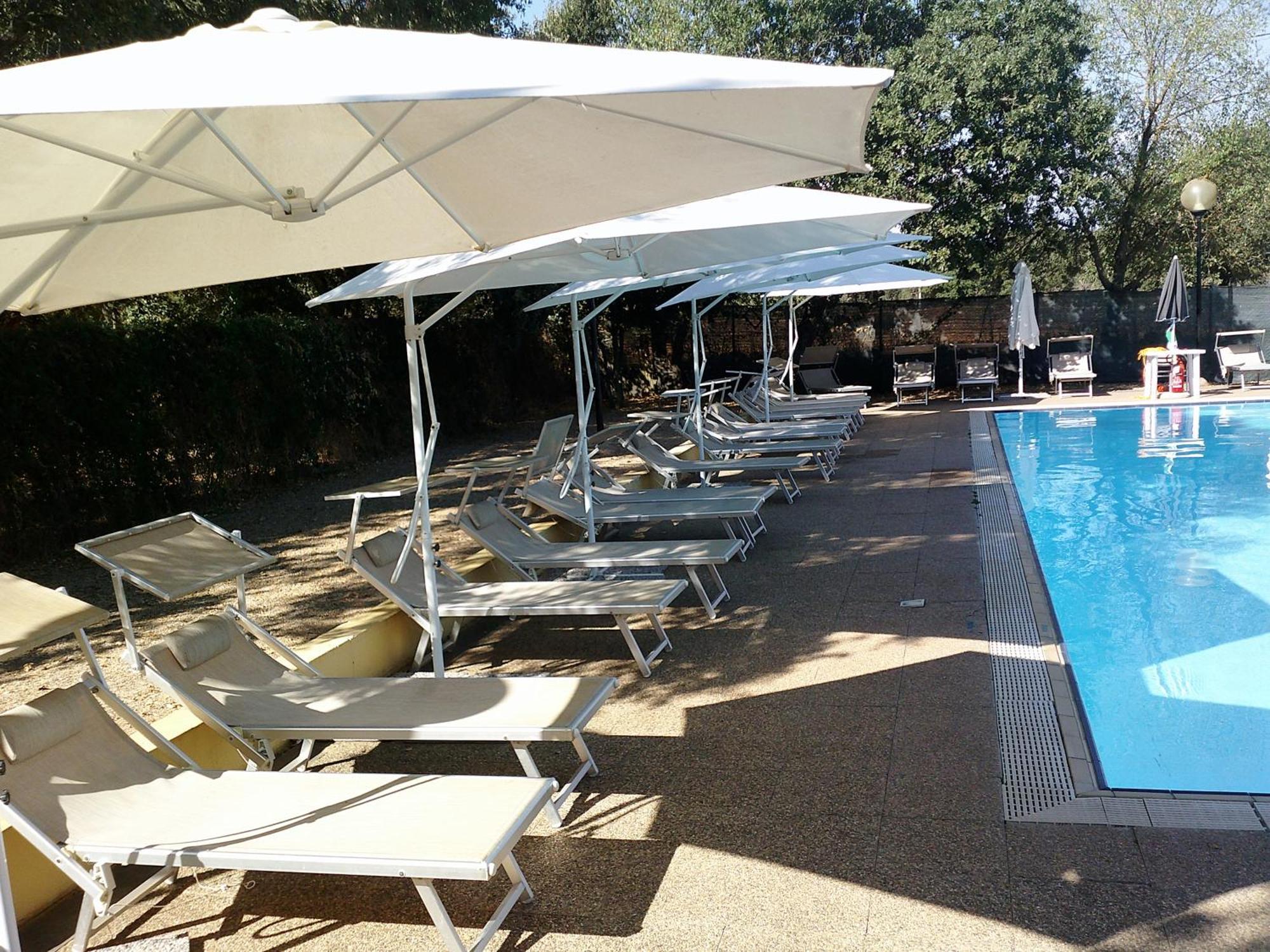 Nuraghe Ruiu Camping & Bungalow Norbello Ngoại thất bức ảnh